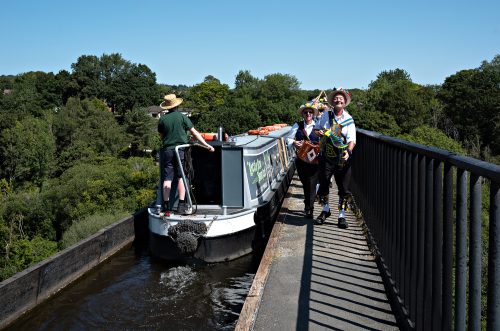 Processing across the Pontcysyllte aquaduct